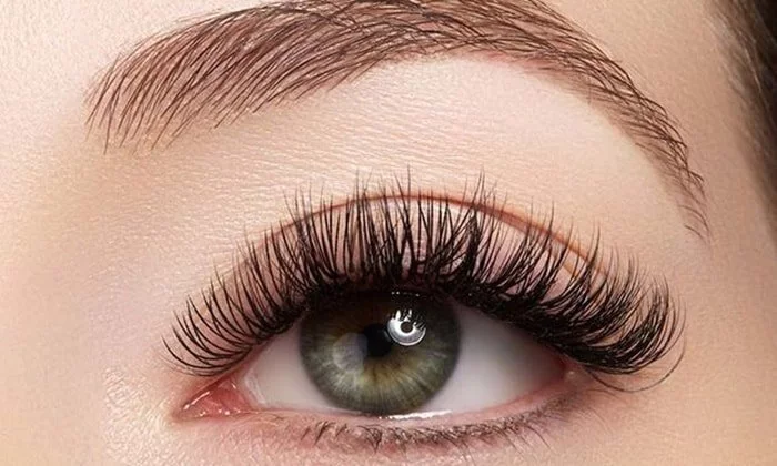 eyelash extension